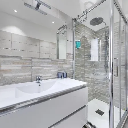 Apartment Ariston - Ciclabile In Centro Al Mare Con Balcone *