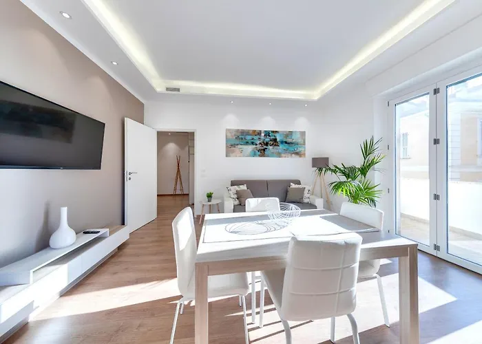 Ariston - Ciclabile In Centro Al Mare Con Balcone *