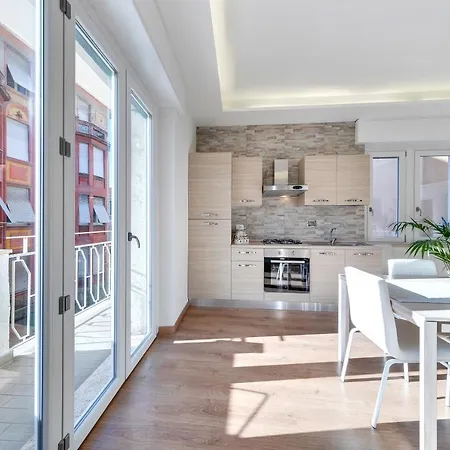 Ariston - Ciclabile In Centro Al Mare Con Balcone Apartmán